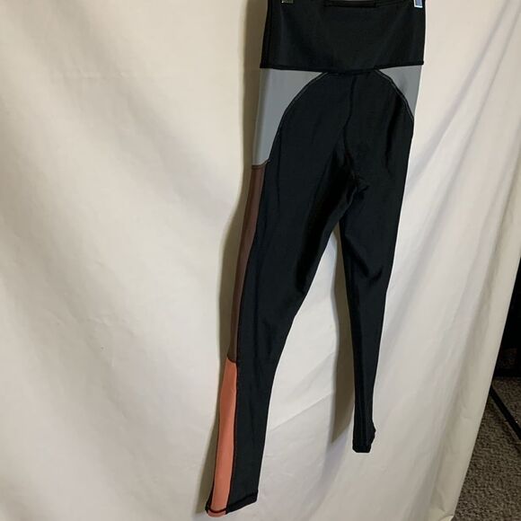 Zyia Light N Tight Black Peach Coffee Colorblock High Rise Ankle Legging Size M - Picture 5 of 10